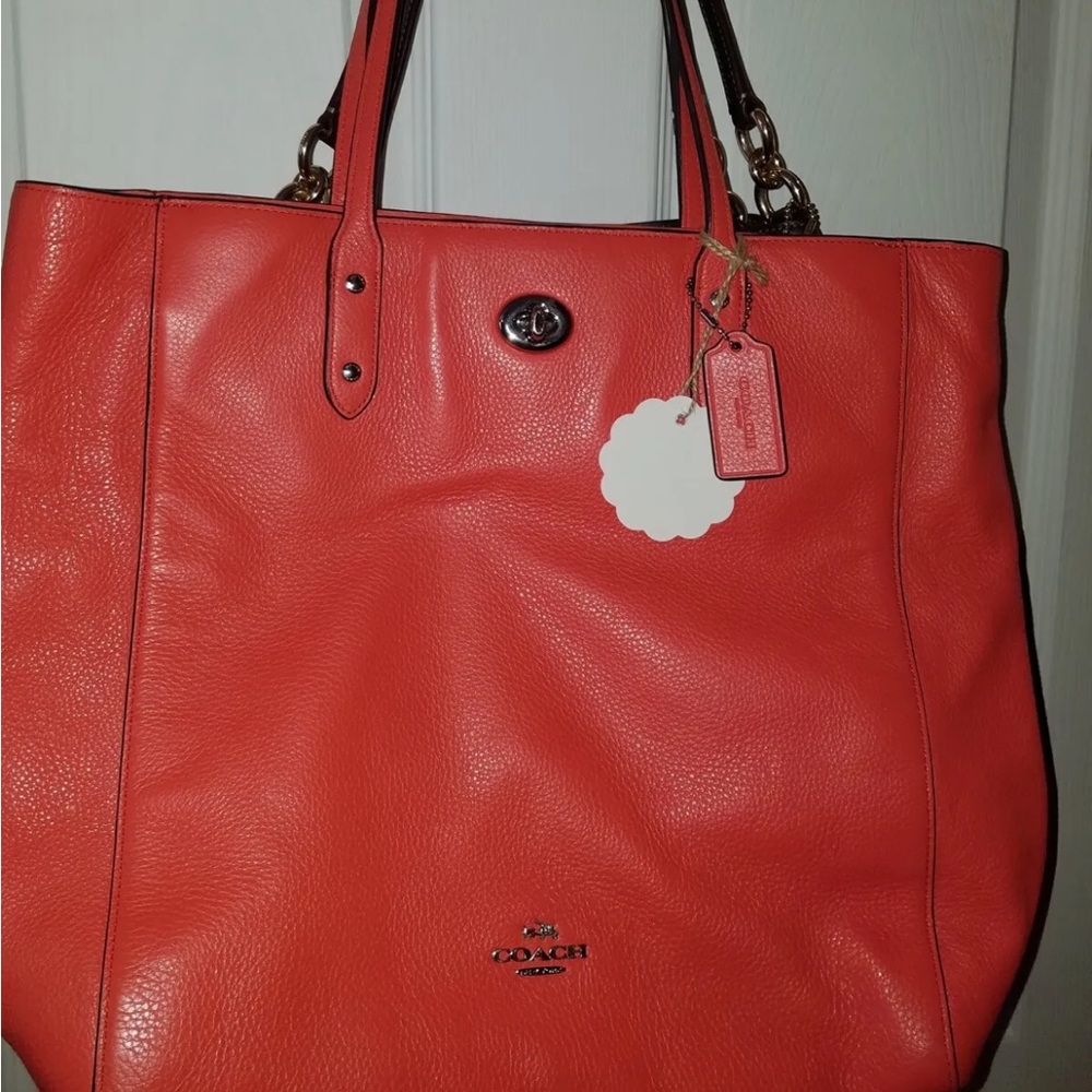 Coach Pebble Leather Town Tote NWOT F12184 MSRP $395